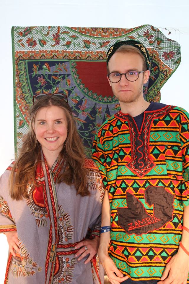 Zajęcia studentów bez granic w szkole w Nepalu