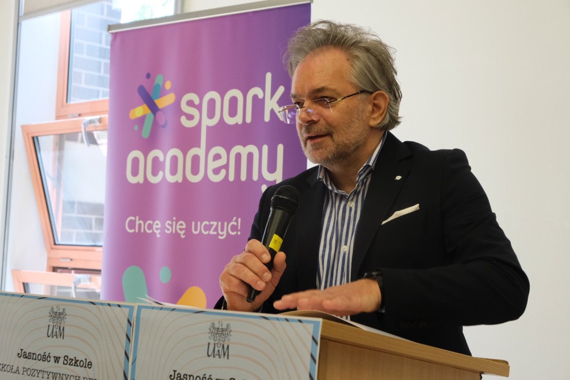 Szkoła Pozytywnych Relacji na WSE UAM