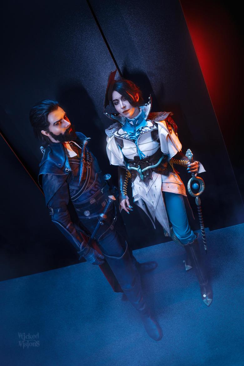 Anna Stanik i Dorian Sobołtyński (pseudonim Helper) w strojach z gry Dragon Age The VeilGuard, dzięki którym wygrali pyrkonową Maskaradę, fot Wicked Vision