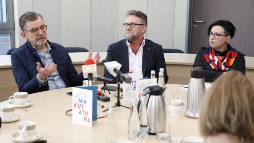 Konferencja prasowa na Wydziale Pedagogiczno-Artystycznym UAM w Kaliszu