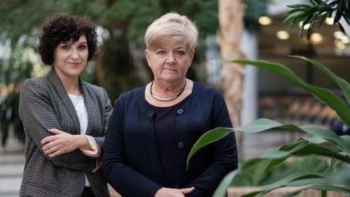 Dr Alicja Warowicka i prof. Anna Goździcka-Józefiak, fot. Adrian Wykrota