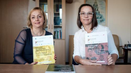 prof.  Sylwia Adamczak-Krysztofowicz i prof.  Anna Szczepaniak-Kozak Fot. Adrian Wykrota