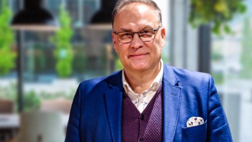 Dr Mirosław Radoła