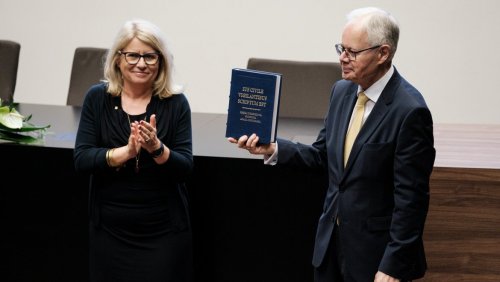 Prof. Adam Olejniczak świętuje 70. urodziny, fot. Adrian Wykrota