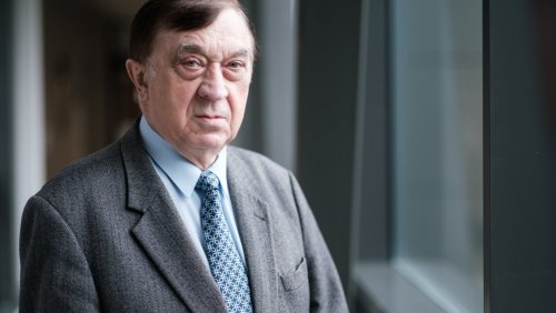 Prof. Bogdan Marciniec Fot. Adrian Wykrota