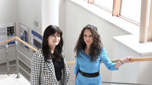 Profesor Agnieszka Gromkowska-Melosik i profesor UAM Aleksandra Boroń, fot. Krzysztof Bytów