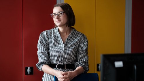 Dr Kamila Kłudkiewicz, koordynatorka Repozytorium Cyfrowego Archiwum Audiowizualnego Wydziału Nauk o Sztuce (DARIAH-PL), fot. Adrian Wykrota