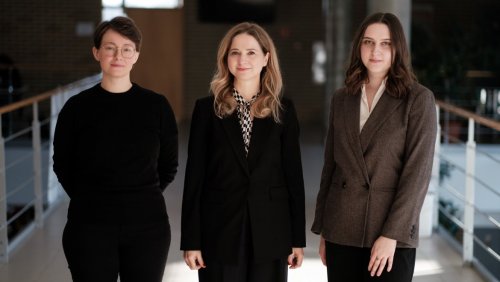 Magni Szymaniak-Arnesen, prof. UAM Paulina Pospieszna,Weronika Kędzia , fot. A. Wykrota