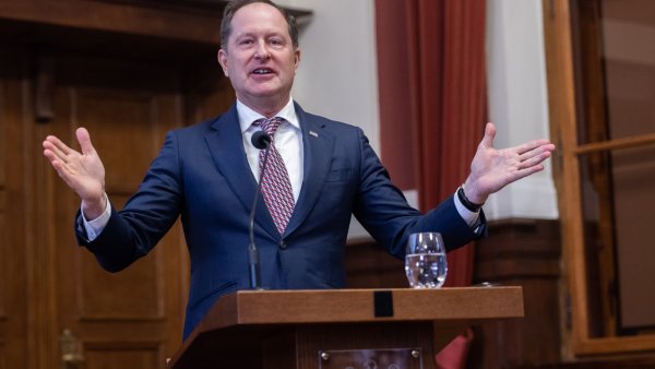 Ambasador Mark Brzeziński odwiedził UAM, fot. Łukasz Gdak