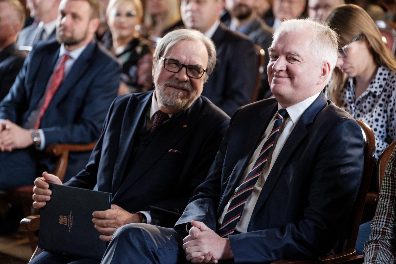 Konferencja Inicjatywa doskonałości – Uniwersytet badawczy. Wicepremier Jarosław Gowin w rozmowie z Rektorem Andrzejem Lesickim. 
