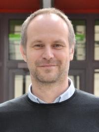 Dr Grzegorz Nowaczyk