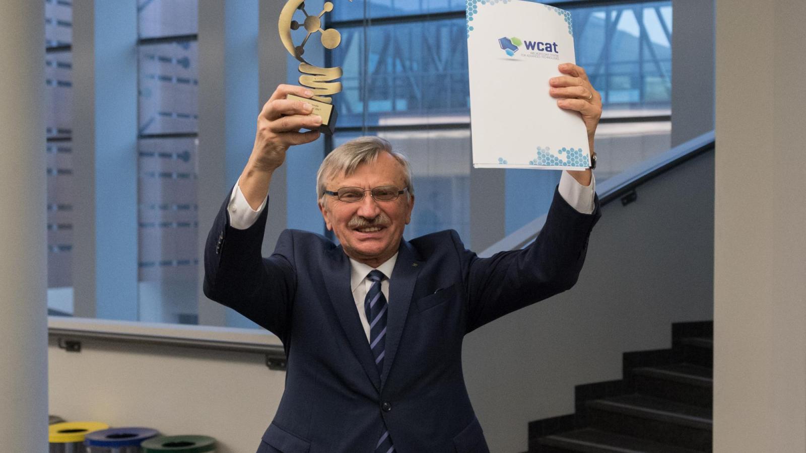 prof. Bogdan Marciniec