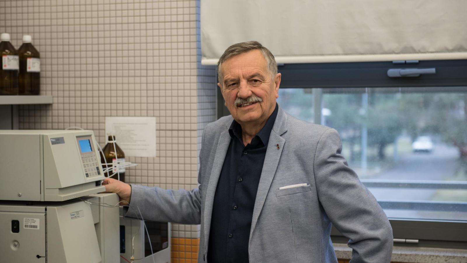 prof. Jacek Nawrocki