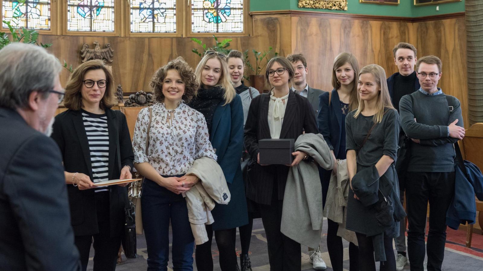 Magdalena Grenda (druga z lewej)