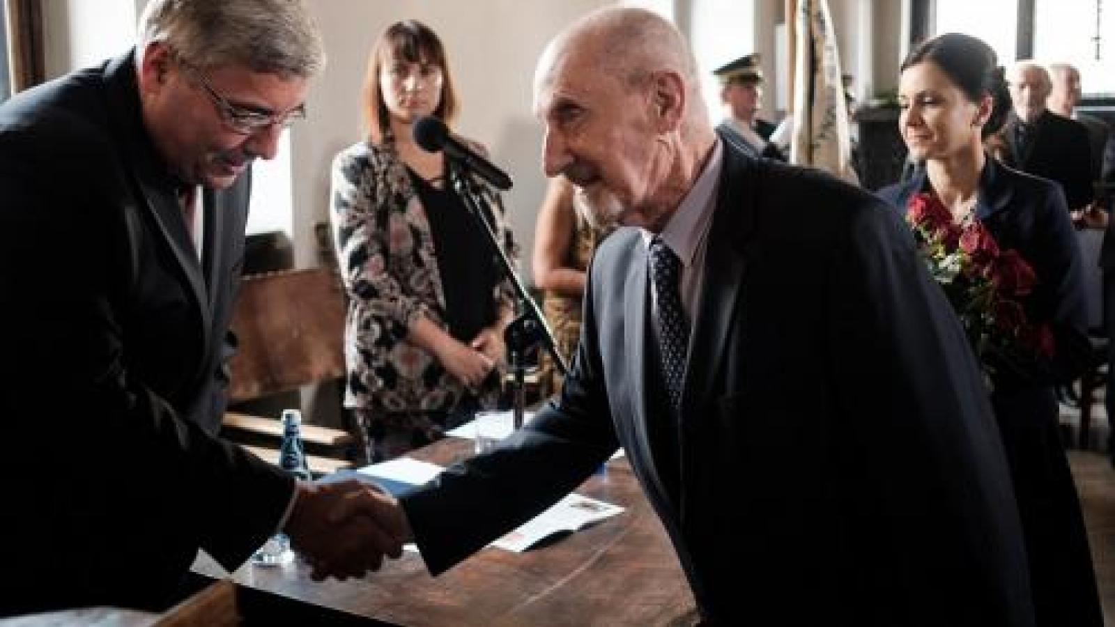 Prof. Edward Balcerzan