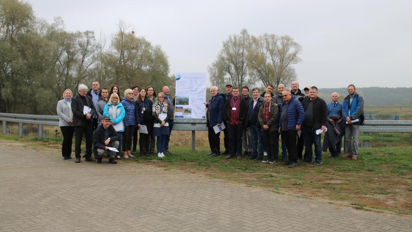 Sesja terenowa na ujęciu infiltracyjnym w Krajkowie koło Mosiny