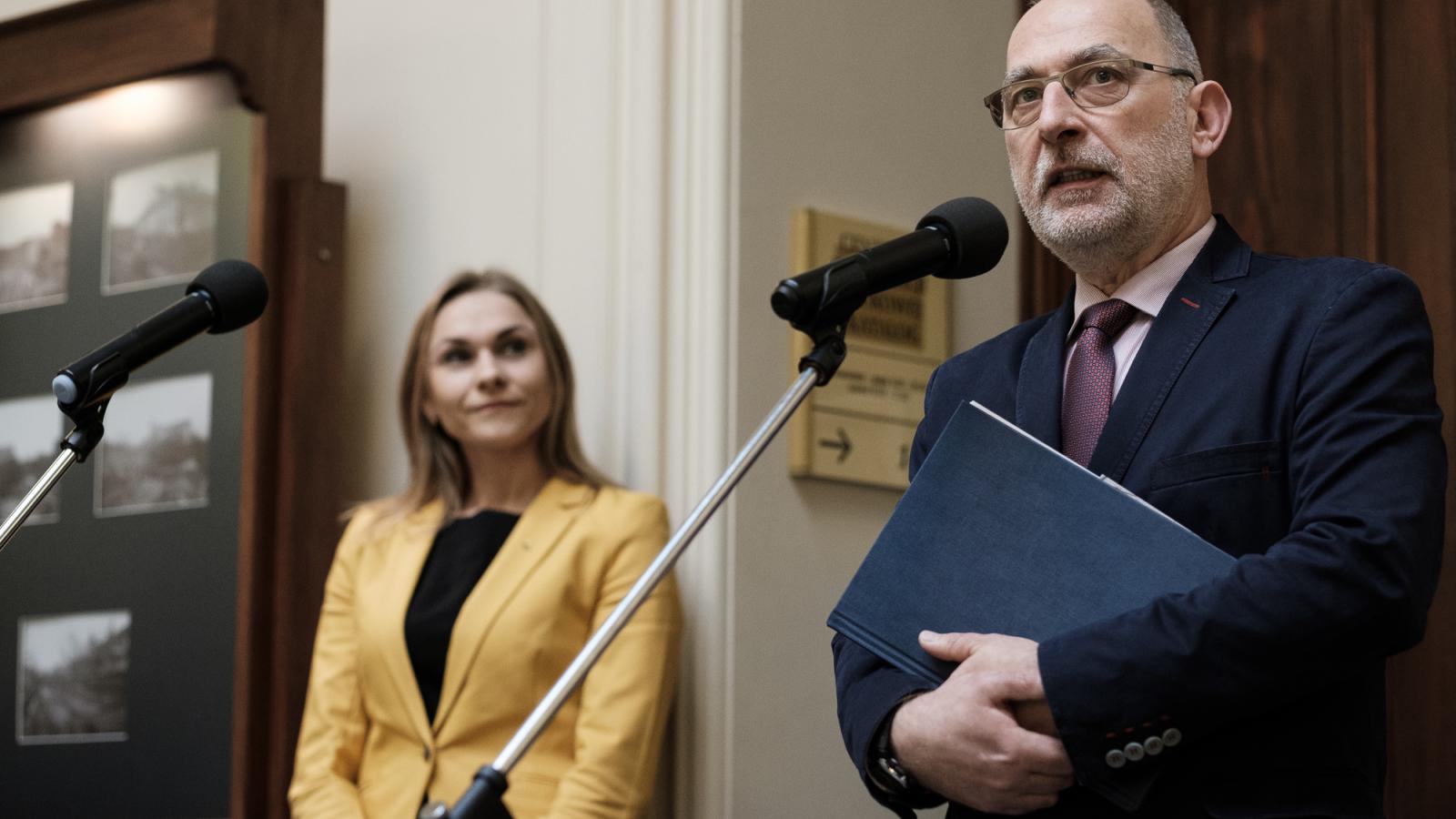 Kurator Jakub Skutecki Fot. Adrian Wykrota