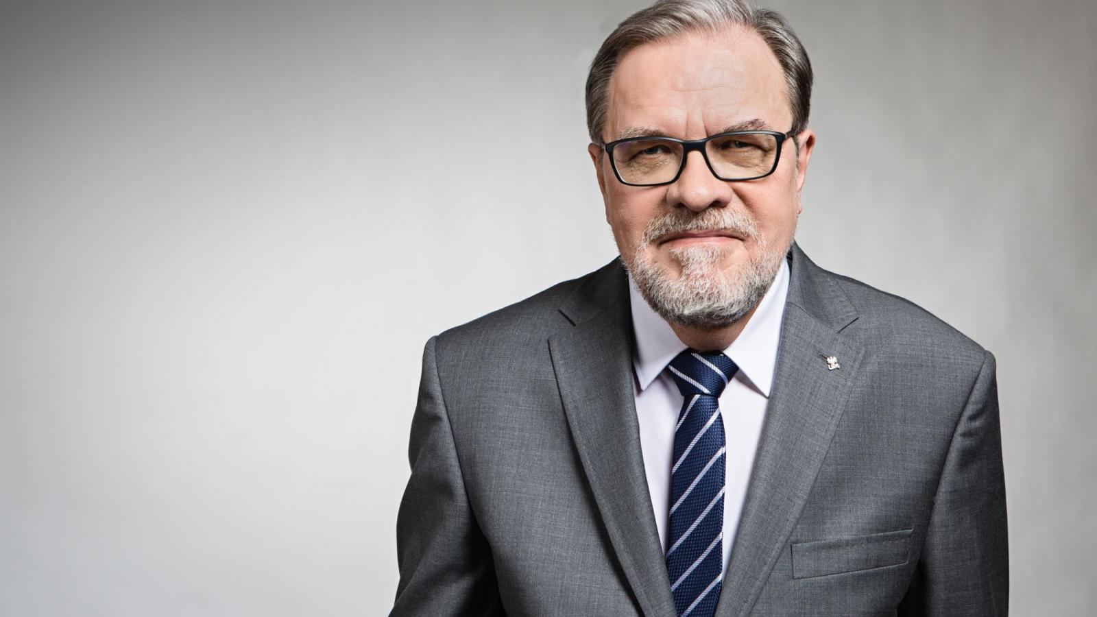 Prof. UAM dr hab. Andrzej Lesicki