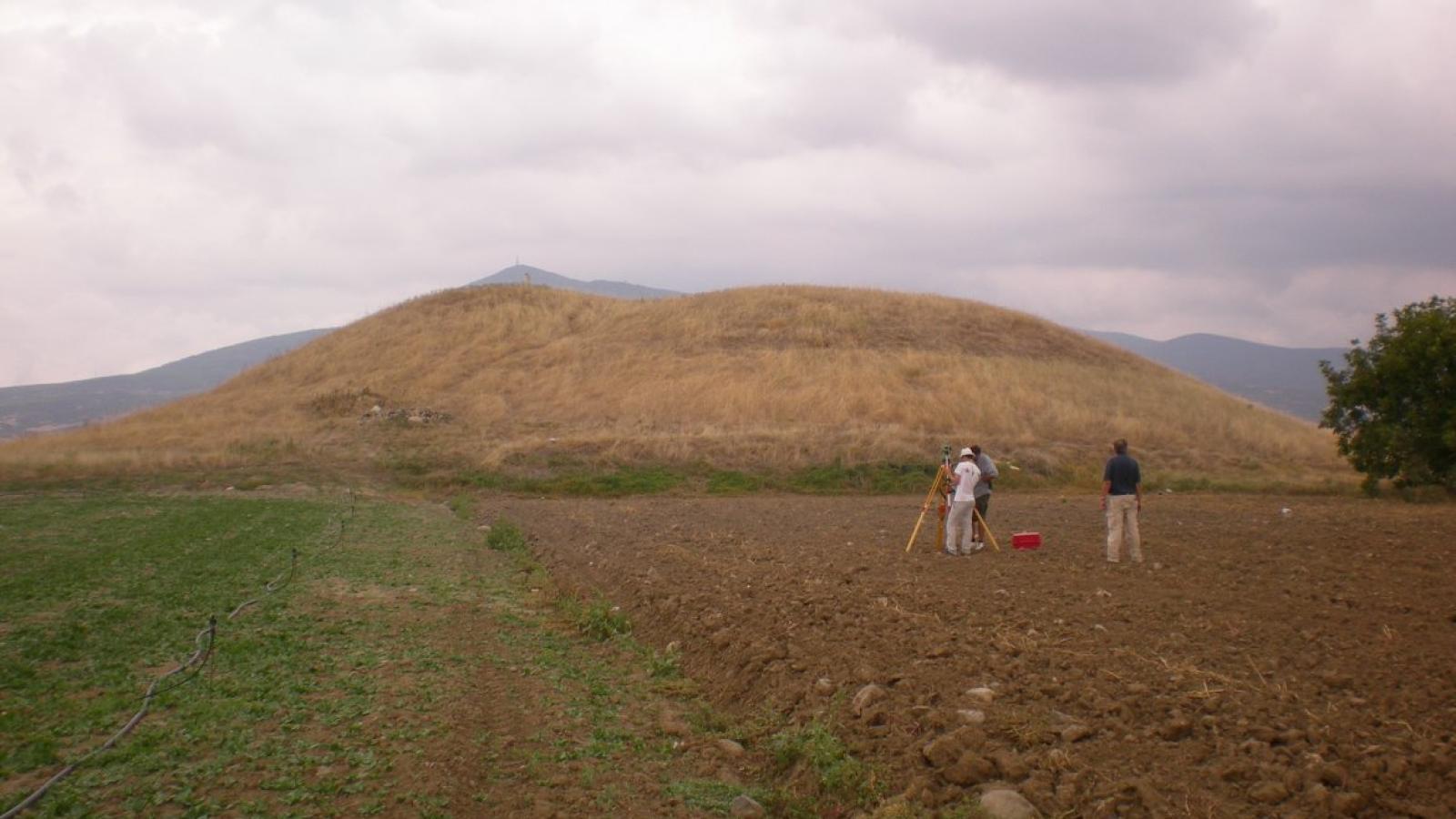 Badania w dolinie rzeki Anthemous