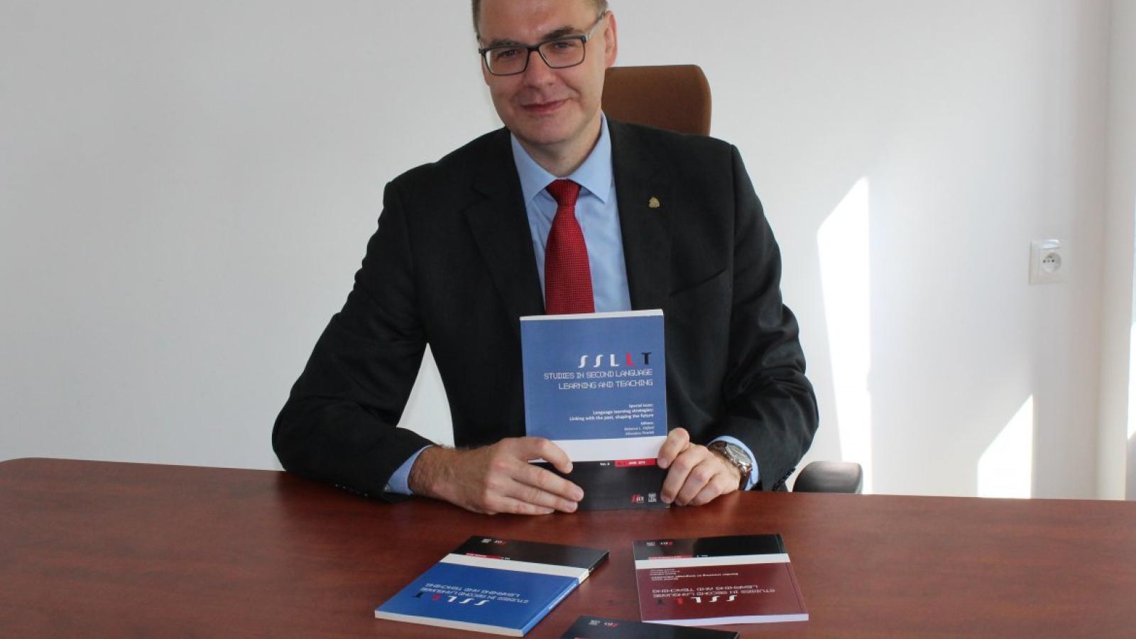 profesor Mirosław Pawlak