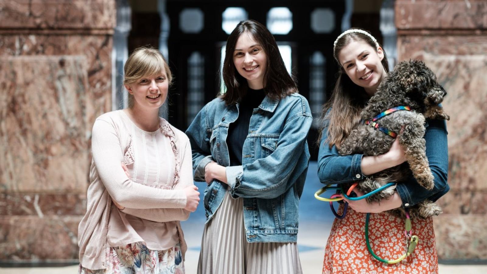  „Dwukropek Badacz_ka” jest tworzony m.in. przez Olę Wieczorkiewicz, Izę Sobczak i Tosię Tosiek, fot. Adrian Wykrota