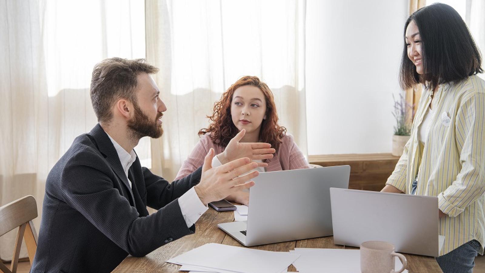 Debata odbędzie się 18 maja, fot. Freepik.com