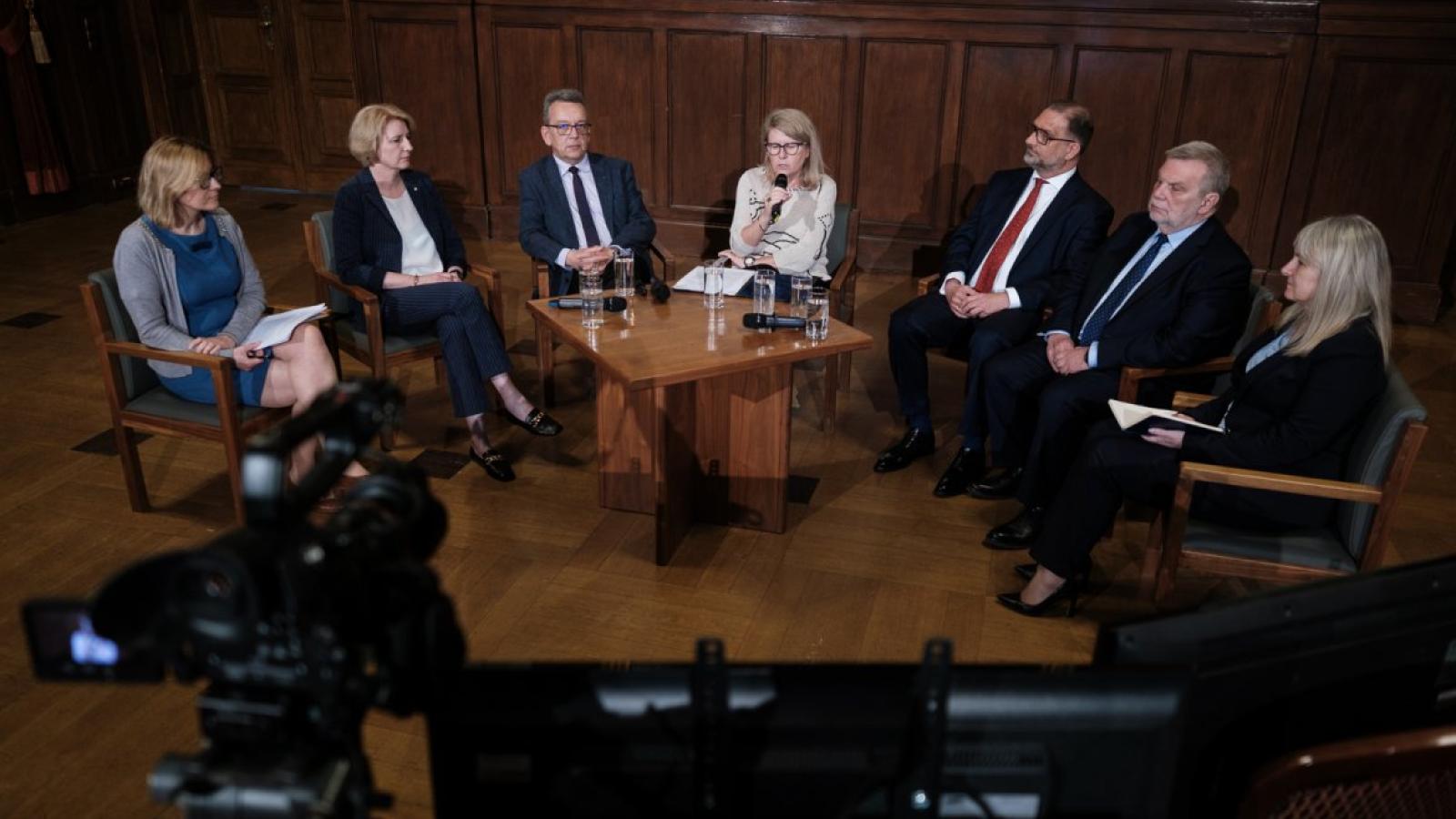 Trzecie spotkanie władz UAM z pracownikami z cyklu Q&A, fot. Adrian Wykrota