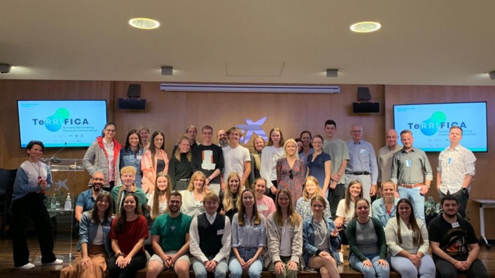 Na zdjeciu uczestnicy ubiegłorocznej Szkoły letniej TeRRIFICA w Hiszpanii