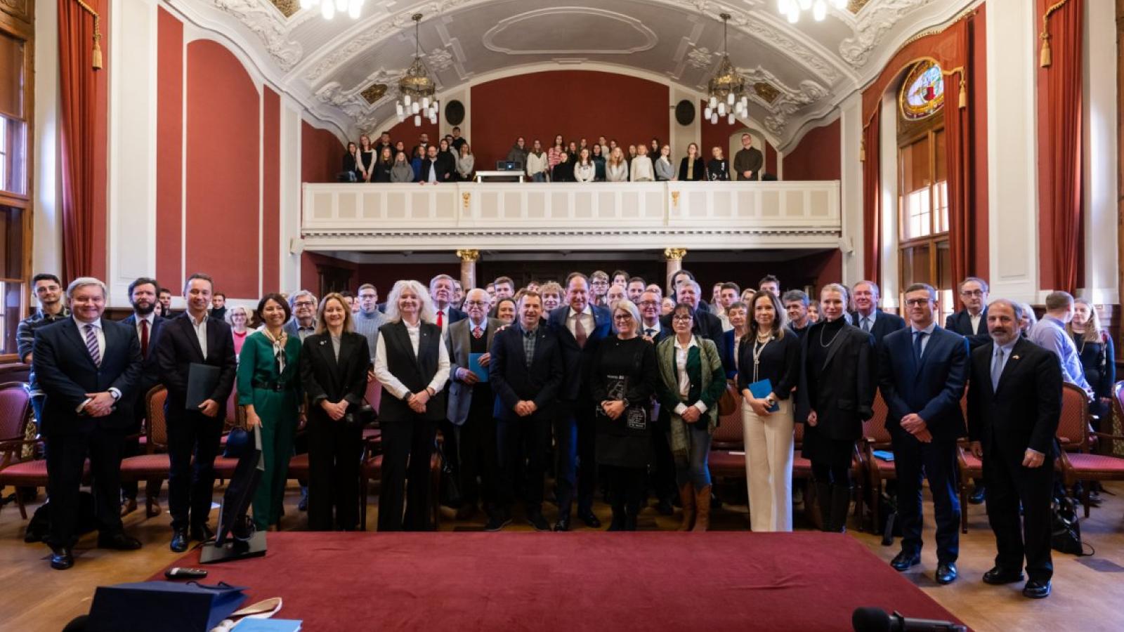 Ambasador Mark Brzeziński odwiedził UAM, fot. Łukasz Gdak