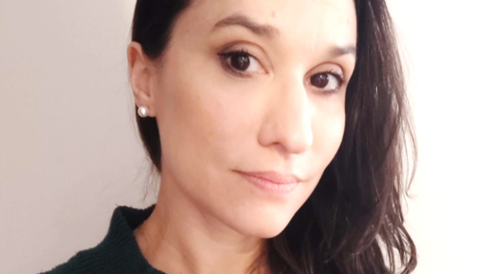 Dr Nahir Vadra Garcia z Wydziału Chemii