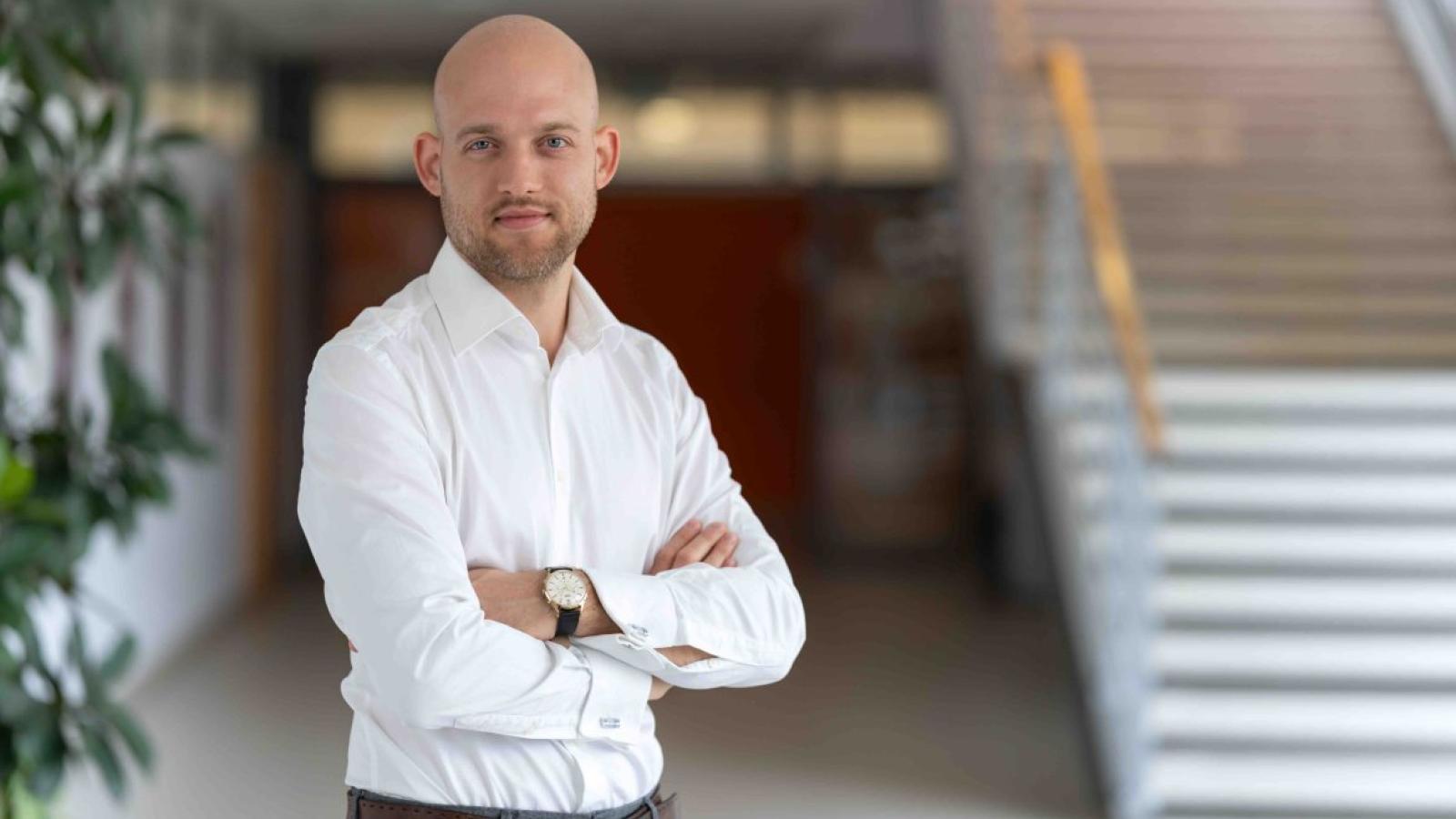 Dr Rafał Szymanowski