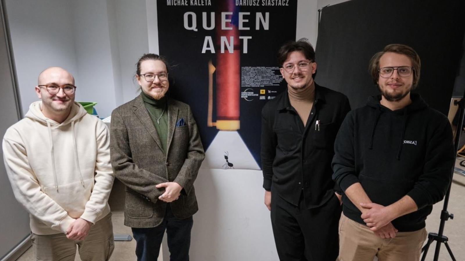 Kacper Janicki, Michał Mróz, Przemysław Raczyk i Dominik Cywiński, twórcy filmu "Królowa Mrówek", fot. Władysław Gardasz