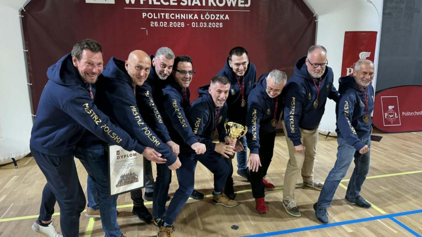 Siatkarze z UAM w blasku złota! Fot. Jakub D. Rybka