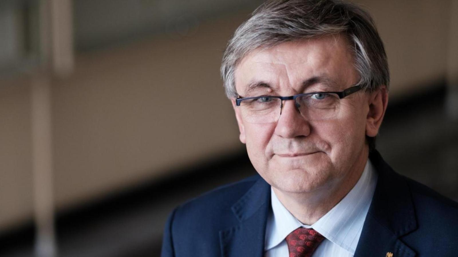 Prof. Tadeusz Wallas