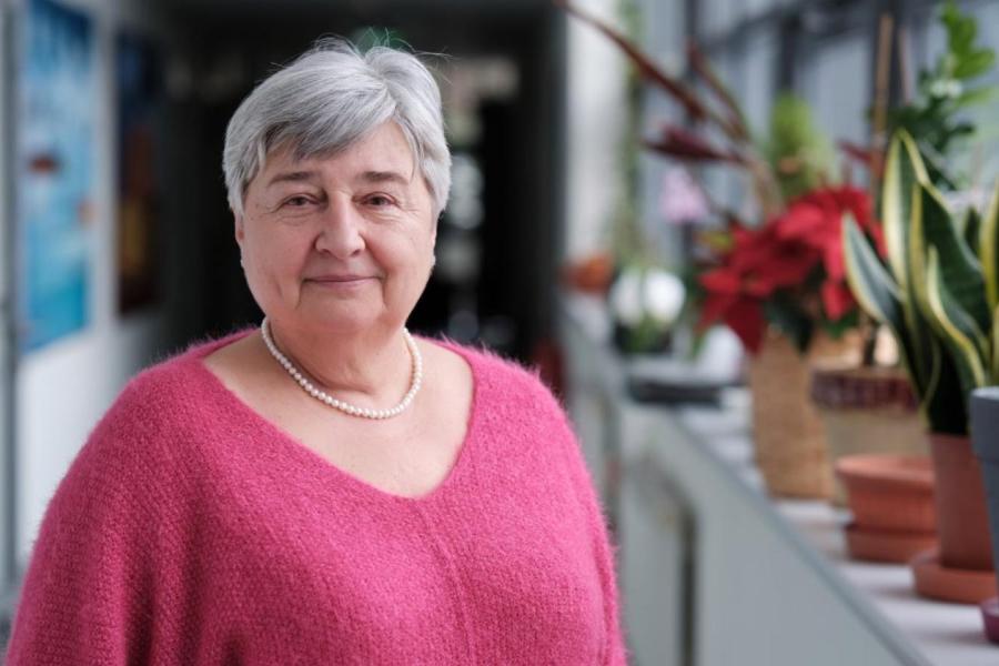 Prof. dr hab. Zofia Szweykowska - Kulińska