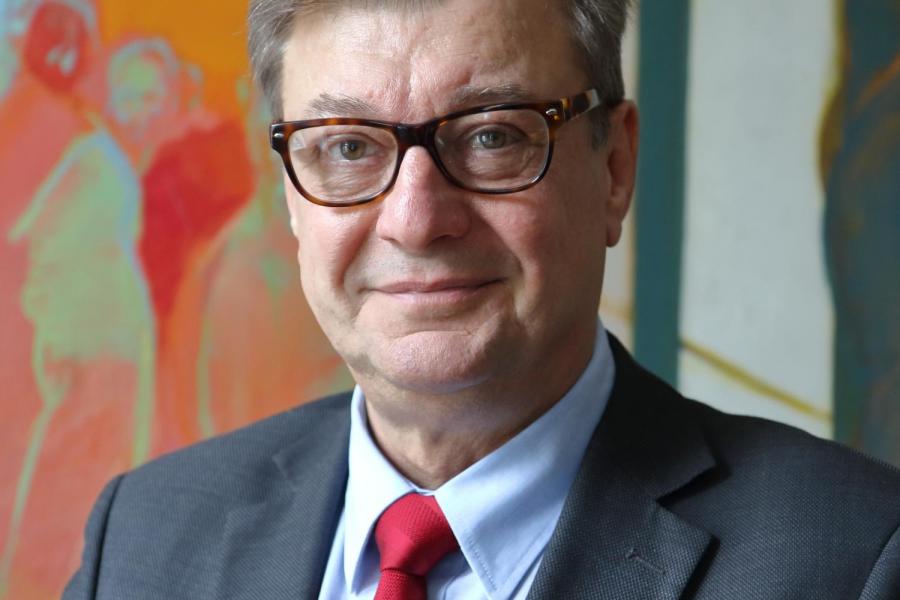 prof. Jacek Sójka