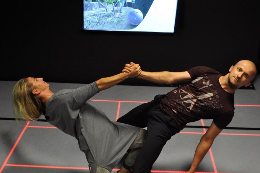 Bartosz Nowak, twórca platformy i Agata Wylegała, broker innowacji wspierająca rozwój prototypu