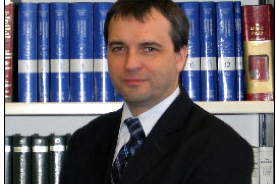 Profesor Cezary Pietraszuk