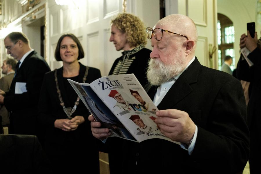 prof. Jerzy Bralczyk