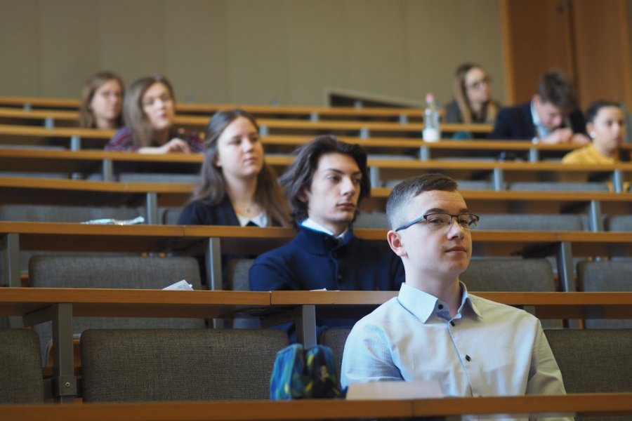 W etapie okręgowym XLVI Olimpiady Geograficznej bierze udział 60 uczniów z całej Wielkopolski