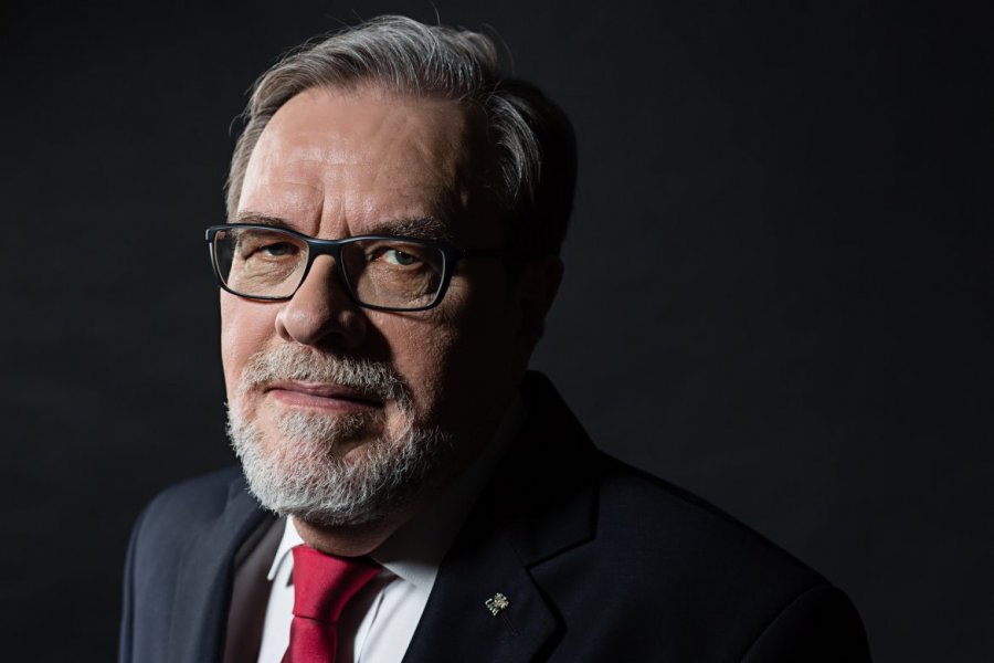 Prof. UAM dr hab. Andrzej Lesicki