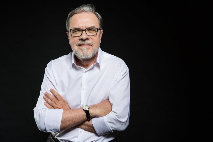 prof. Andrzej Lesicki