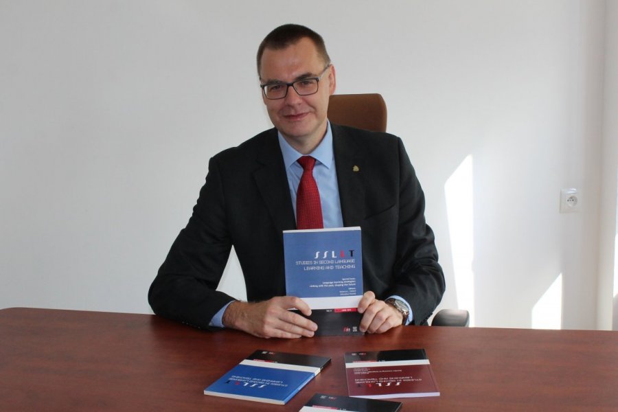 profesor Mirosław Pawlak