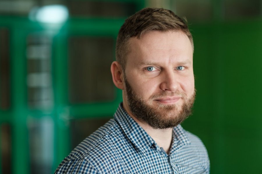 Prof. UAM dr hab. Bartłomiej Graczykowski  Fot. Adrian Wykrota