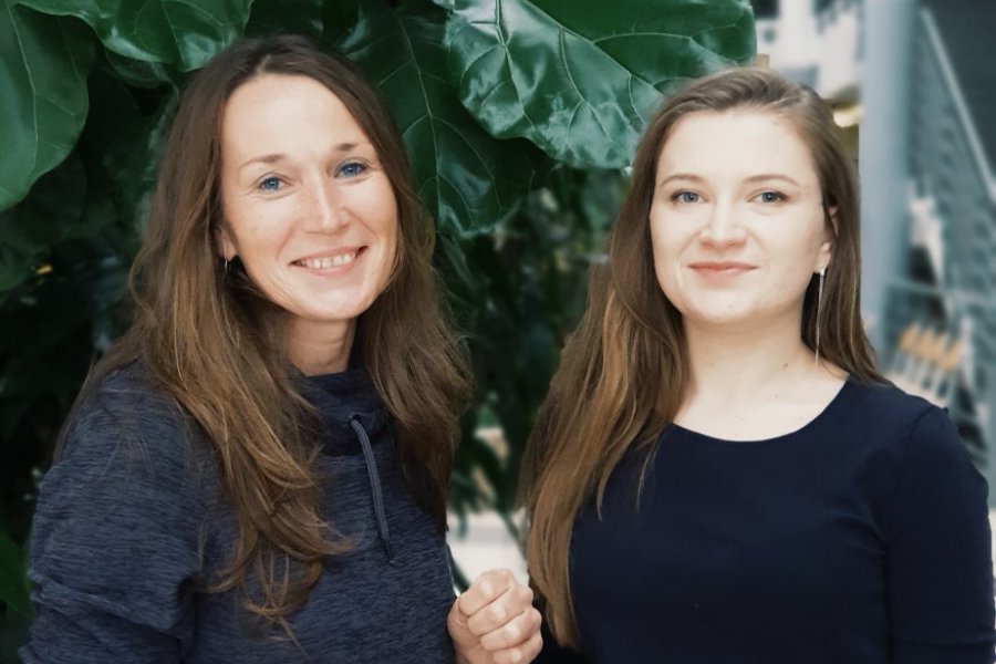 Na zdjęciu: prof. UAM Bożena Sikora i Katarzyna Morańska