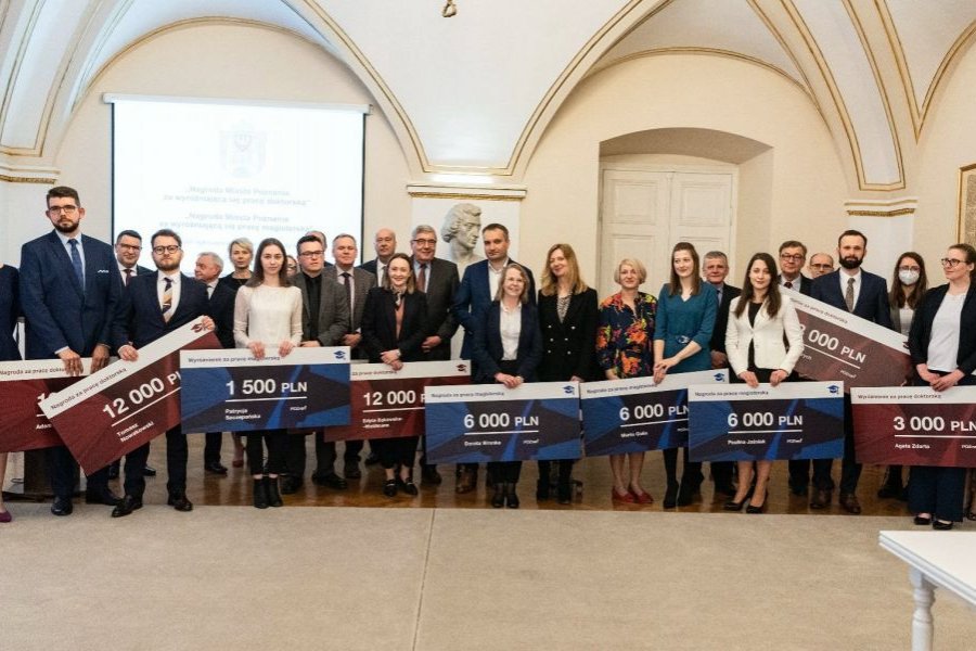 Prace doktorskie i magisterskie z UAM z nagrodami