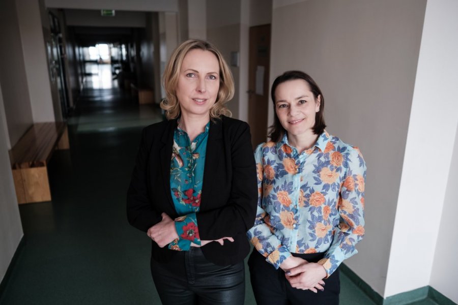 Prof. Anna Szczepaniak-Kozak, prof. Emilia Wąsikiewicz-Firlej, fot. Adrian Wykrota