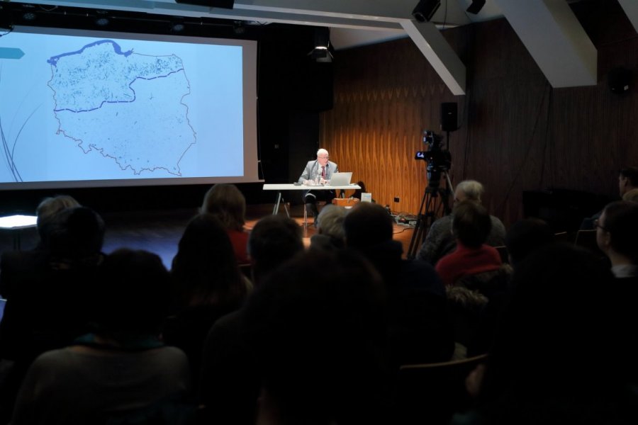 Zdjęcie z 16 stycznia 2024 roku. Prelekcja prof. Marka Marciniaka. Fot. Zofia Starykiewicz