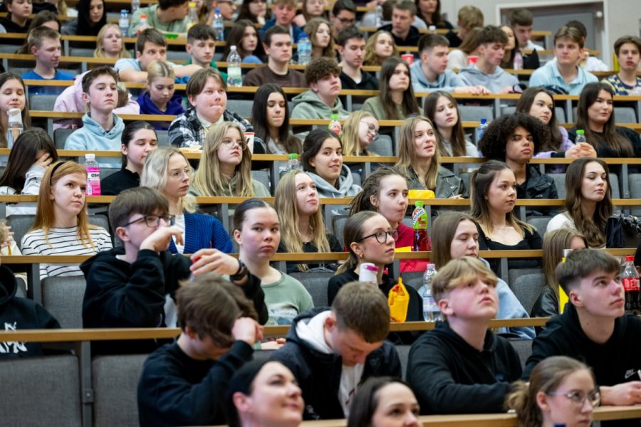 Światowy Dzień Wody oraz Światowy Dzień Meteorologii na WNGiG, fot. Łukasz Gdak